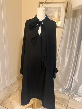 Long-Sleeve Black Bow-Neck Shift Dress